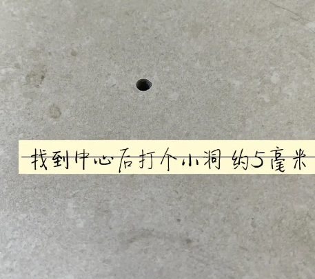 枣强瓷砖空鼓维修公司专业解答在瓷砖铺贴过程中，如果砂料搅拌不均匀，将会带来以下问题